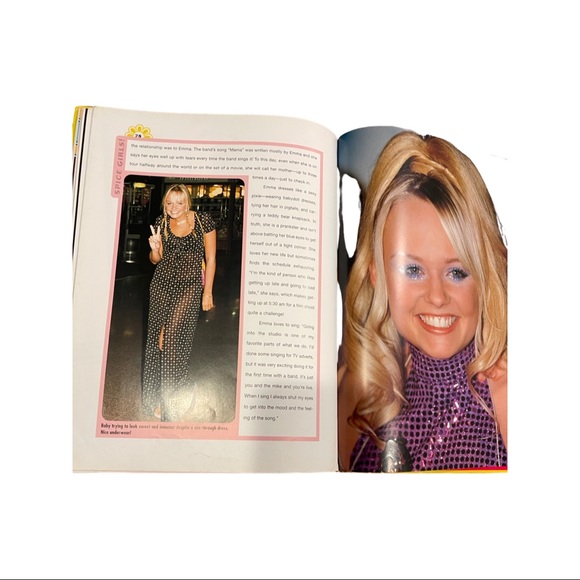 Spice Girls : And then there were Four : vintage collectible book - Picture 4 of 9